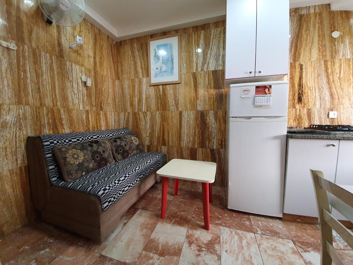 Ezore Yam Apartmens - Elmali'Akh St. 4 Bat Yam Ngoại thất bức ảnh