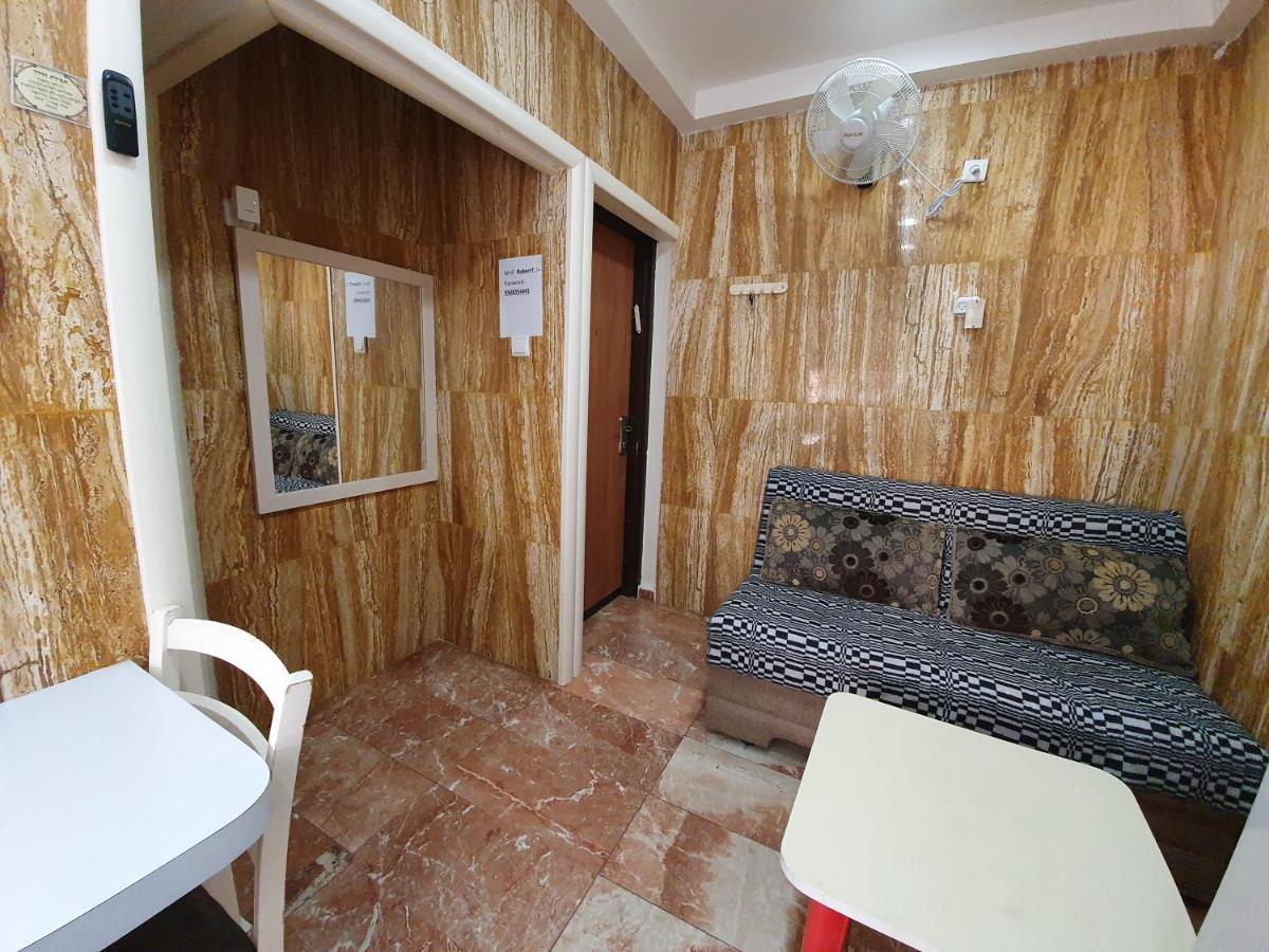 Ezore Yam Apartmens - Elmali'Akh St. 4 Bat Yam Ngoại thất bức ảnh