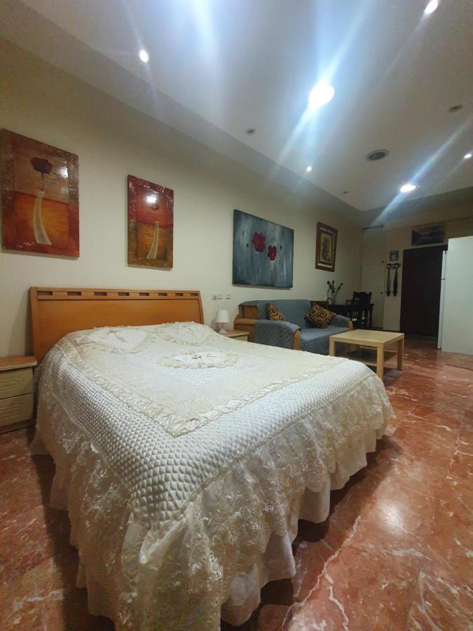 Ezore Yam Apartmens - Elmali'Akh St. 4 Bat Yam Ngoại thất bức ảnh