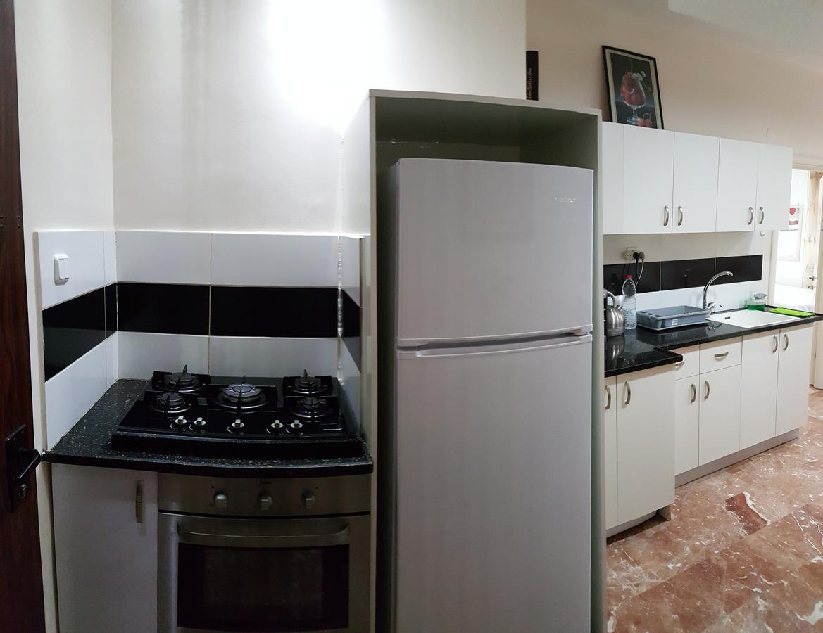 Ezore Yam Apartmens - Elmali'Akh St. 4 Bat Yam Ngoại thất bức ảnh